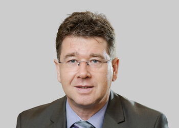 'Roland Zosel'